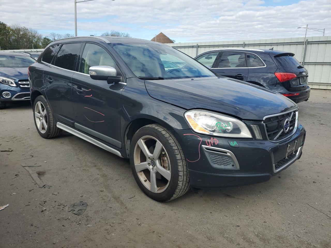 VOLVO XC60 T6