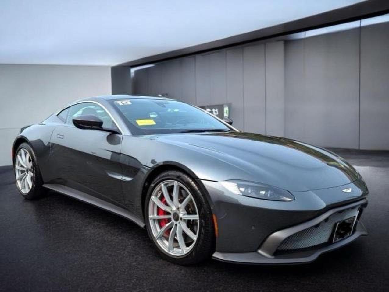 ASTON MARTIN VANTAGE