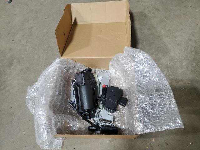 2015 CHRYSLER TOWN & COU - 2C4RC1BG8FR695972