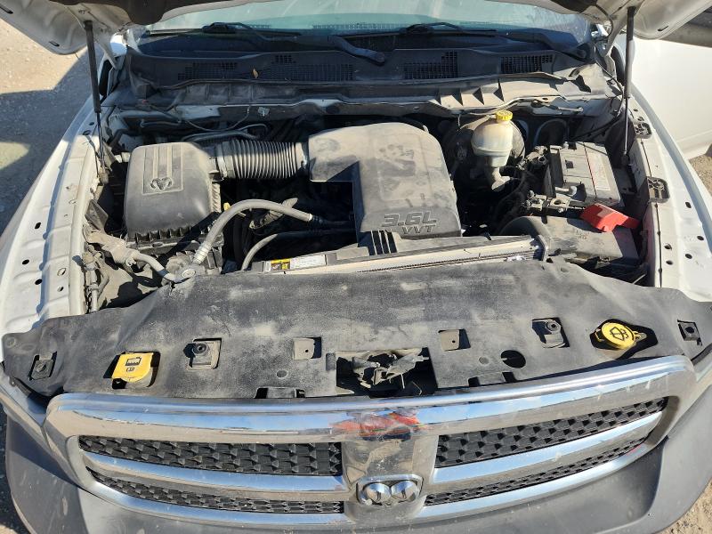 2015 RAM 1500 ST - 3C6JR6DG2FG578102