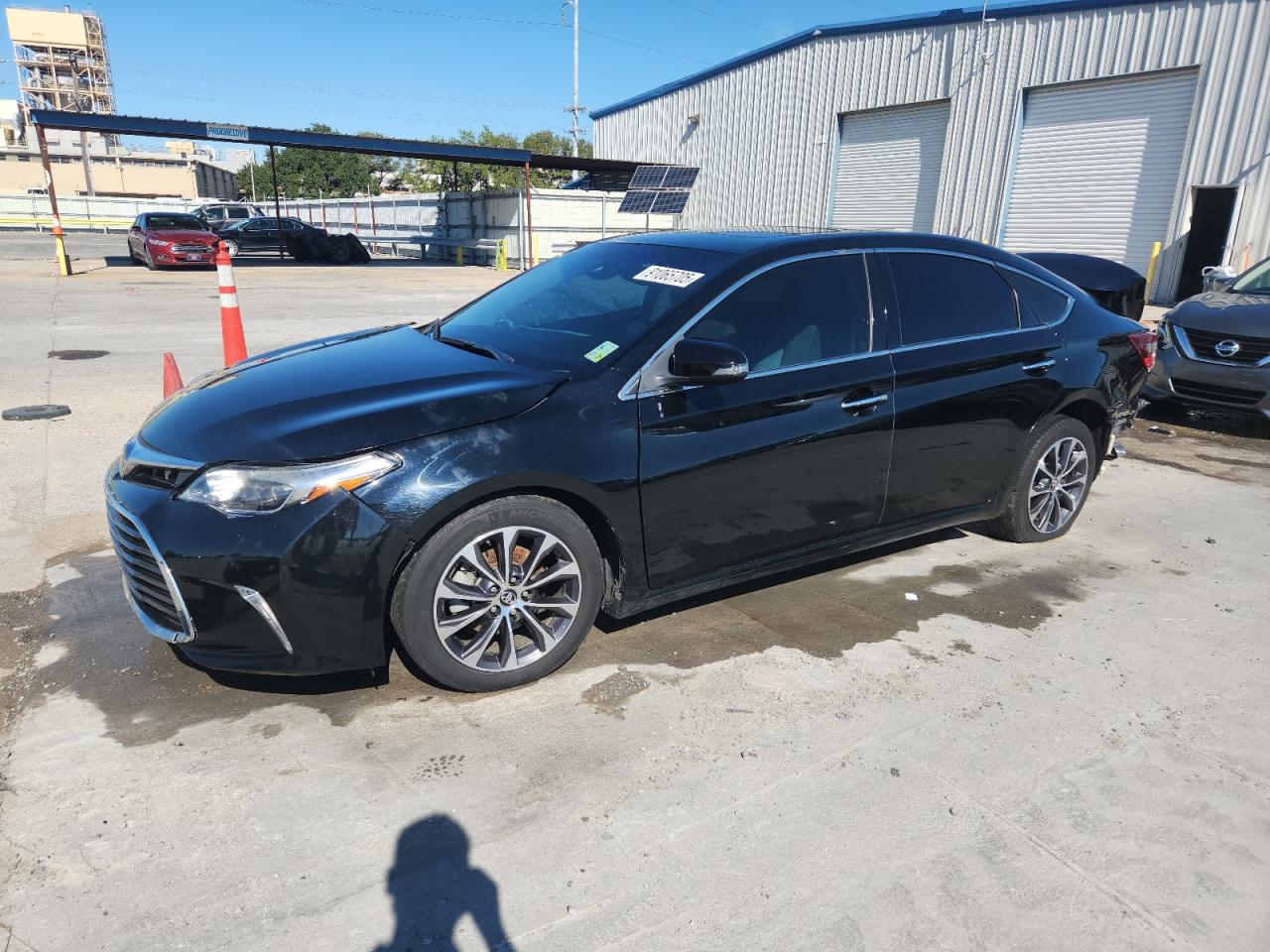 Lot #3297094497 2018 TOYOTA AVALON XLE