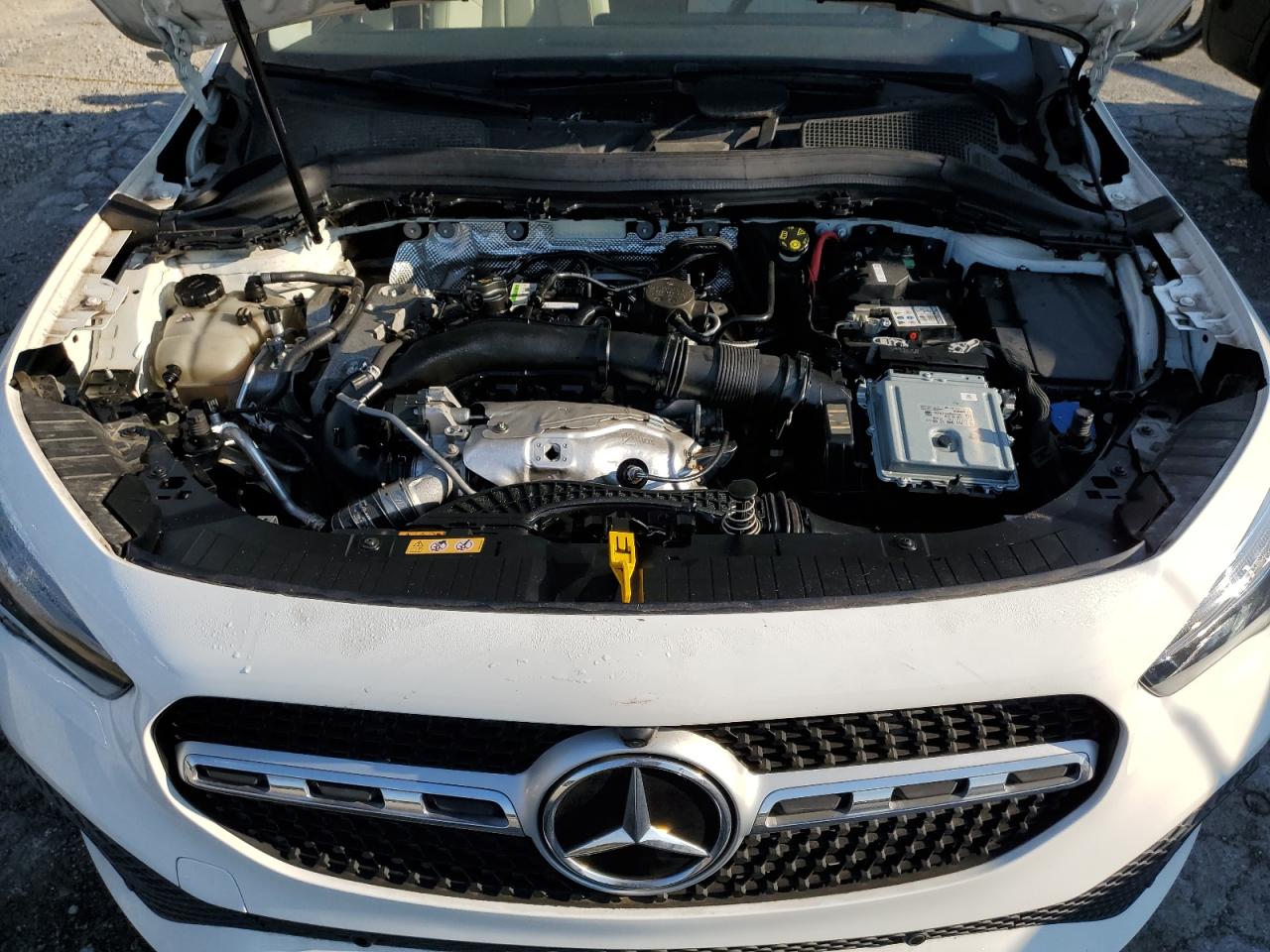 MERCEDES-BENZ GLA-CLASS 250