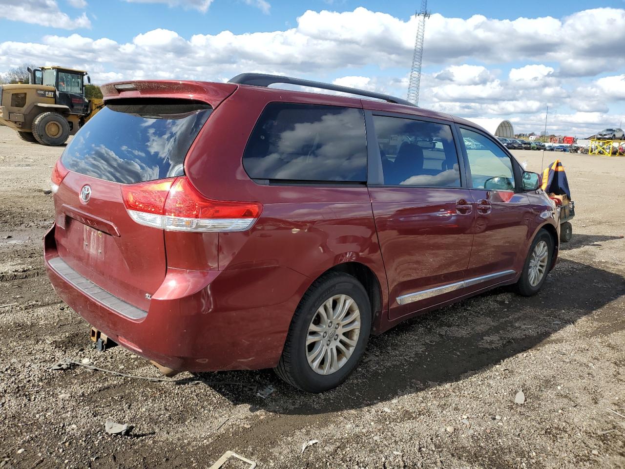 TOYOTA SIENNA XLE