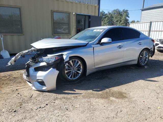 INFINITI Q50 LUXE