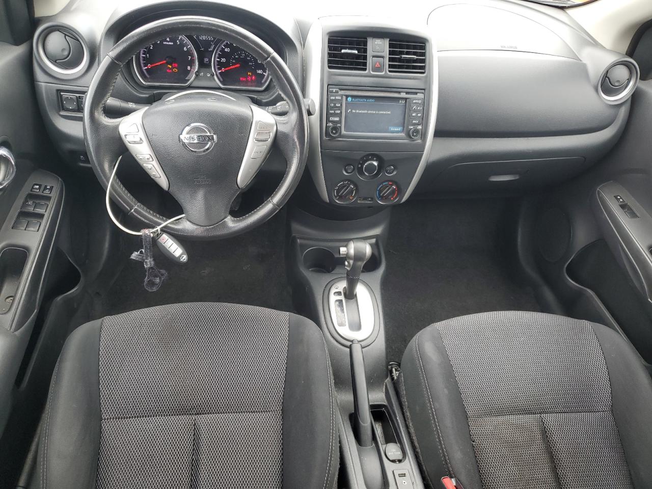 NISSAN VERSA S