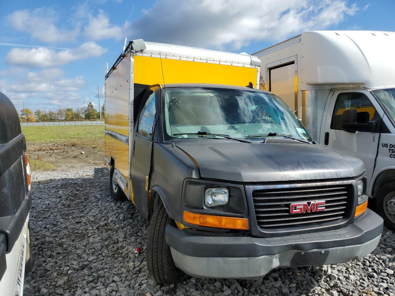GMC SAVANA CUTAWAY G3500