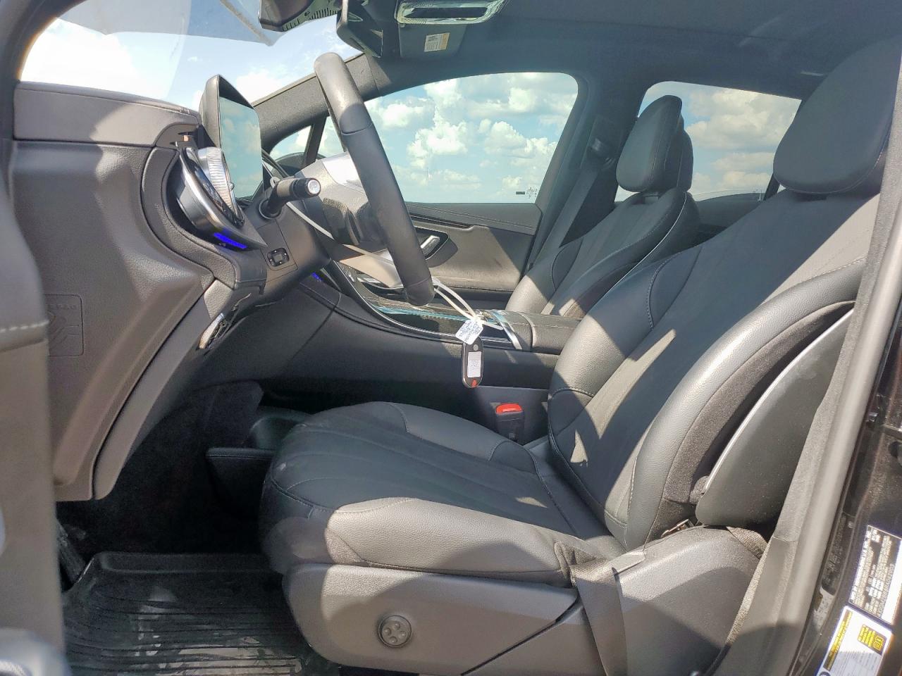 MERCEDES-BENZ EQE SUV 350+