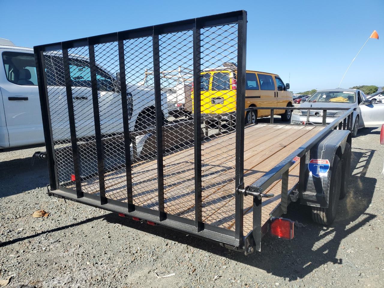 Lot #3258859814 2025 CARRY ON UNKNOWN