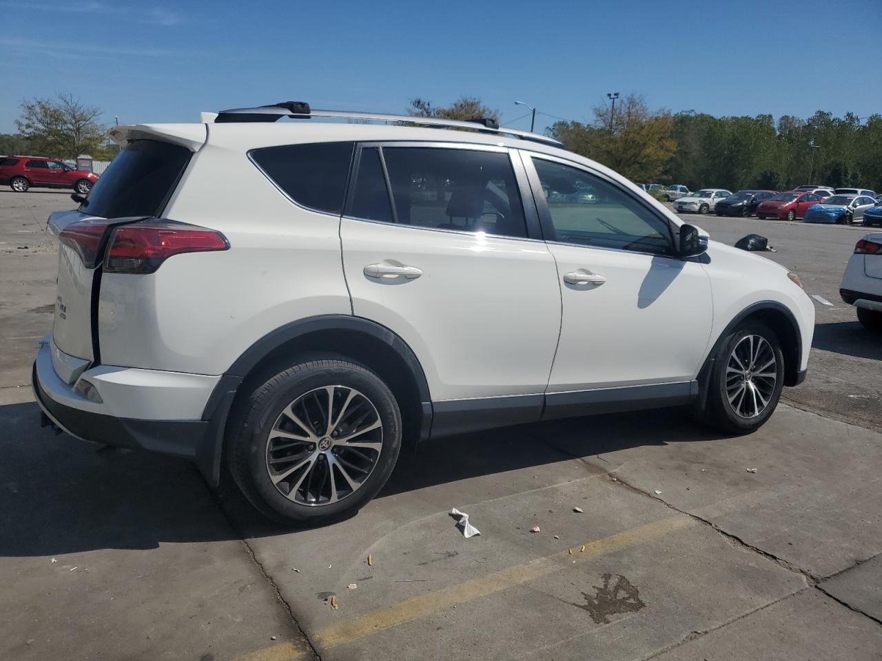 TOYOTA RAV4 XLE