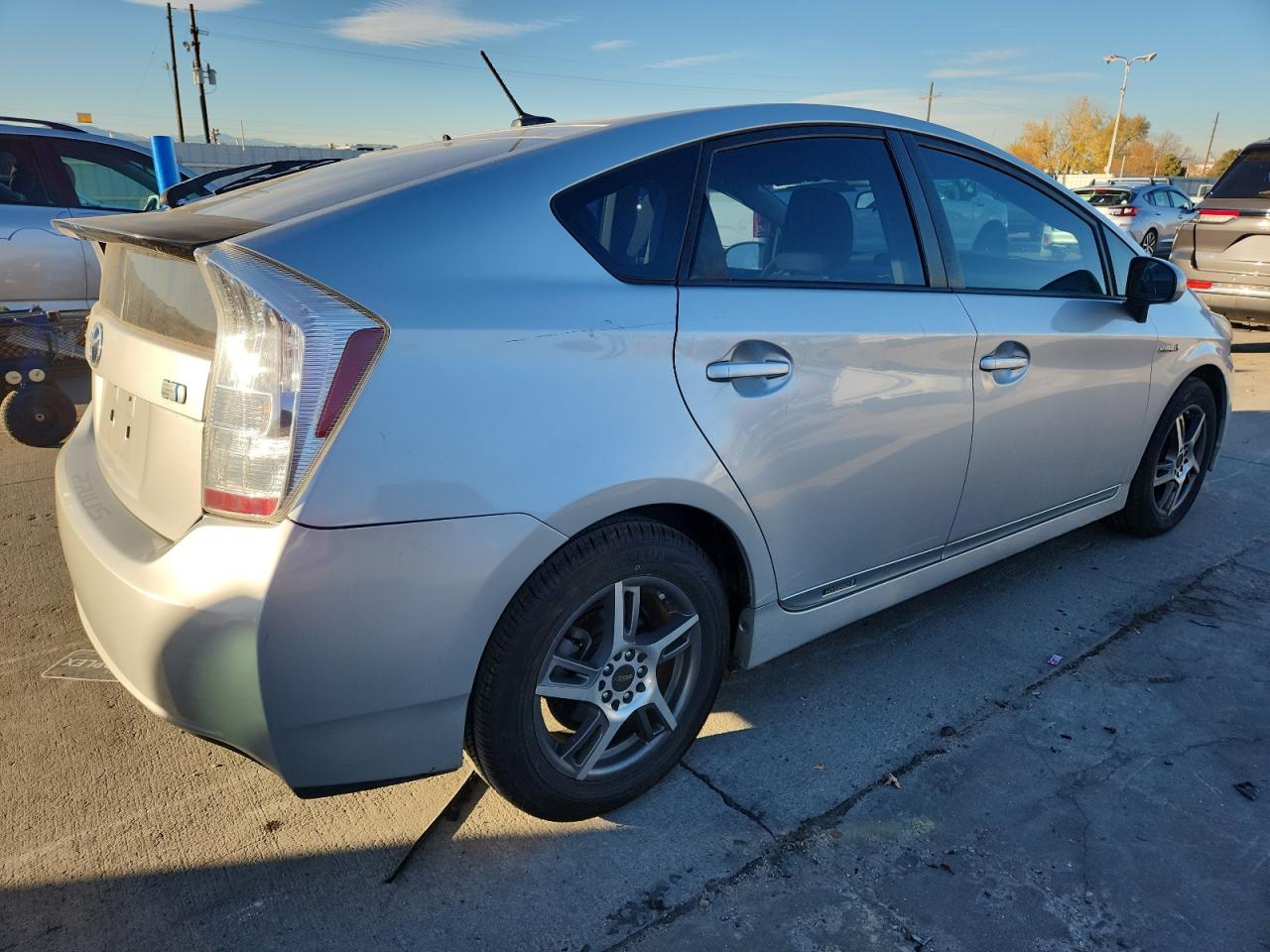 TOYOTA PRIUS