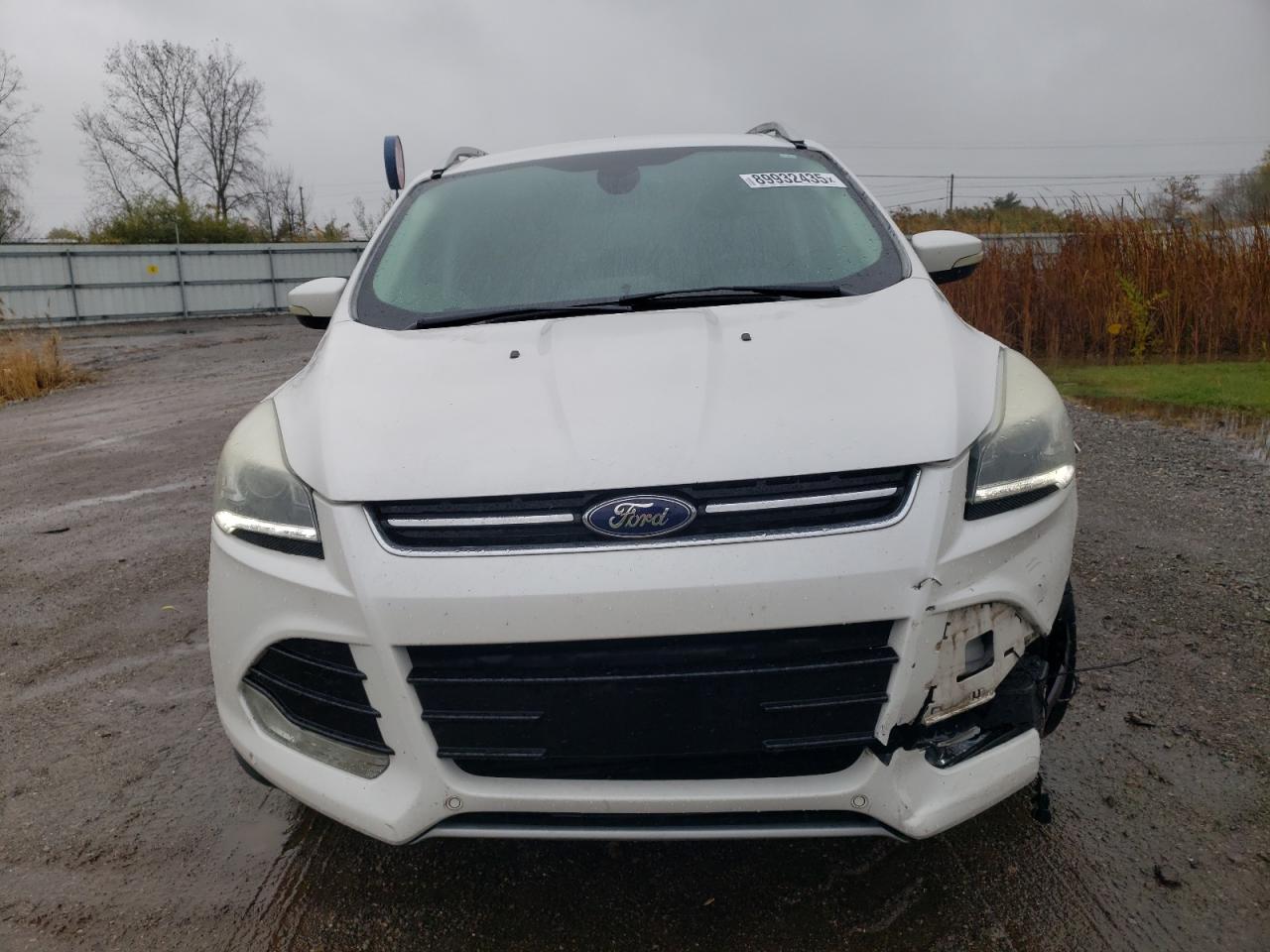 FORD ESCAPE TITANIUM