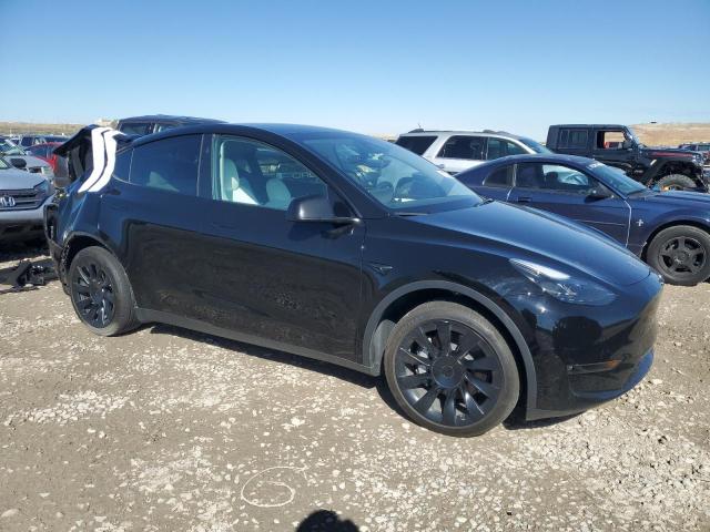 2024 TESLA MODEL Y 7SAYGDEE1RF156608