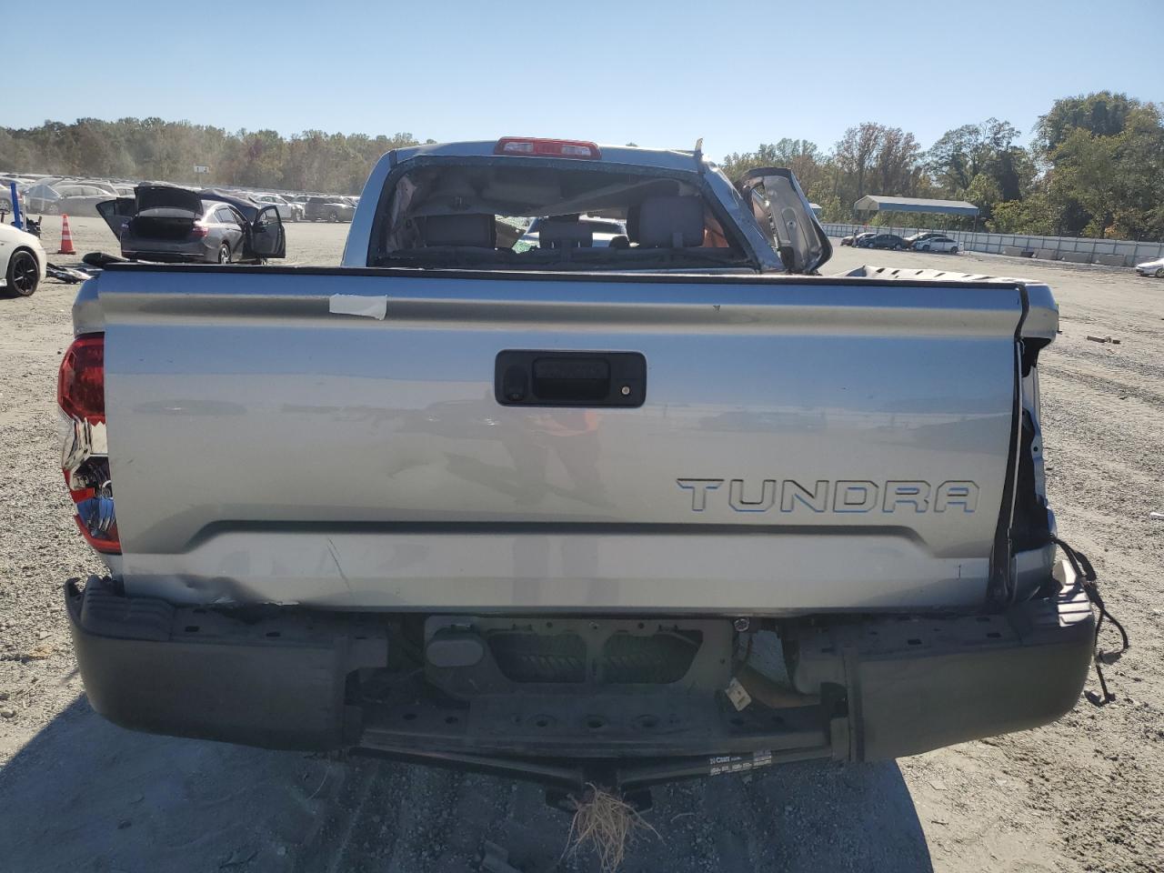 TOYOTA TUNDRA DOUBLE CAB SR