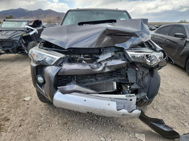 2016 TOYOTA 4RUNNER SR - JTEBU5JR8G5309537