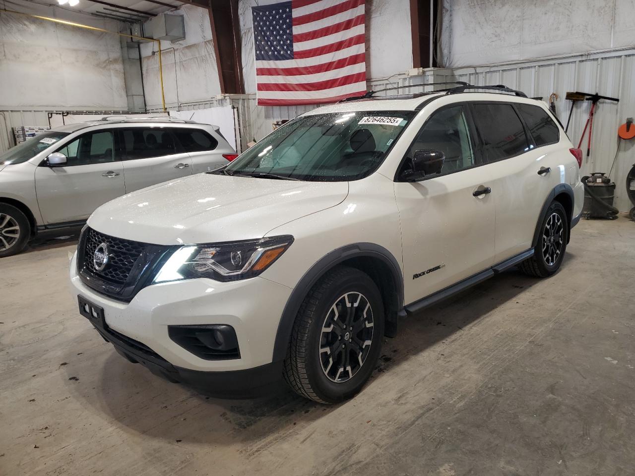 NISSAN PATHFINDER SL