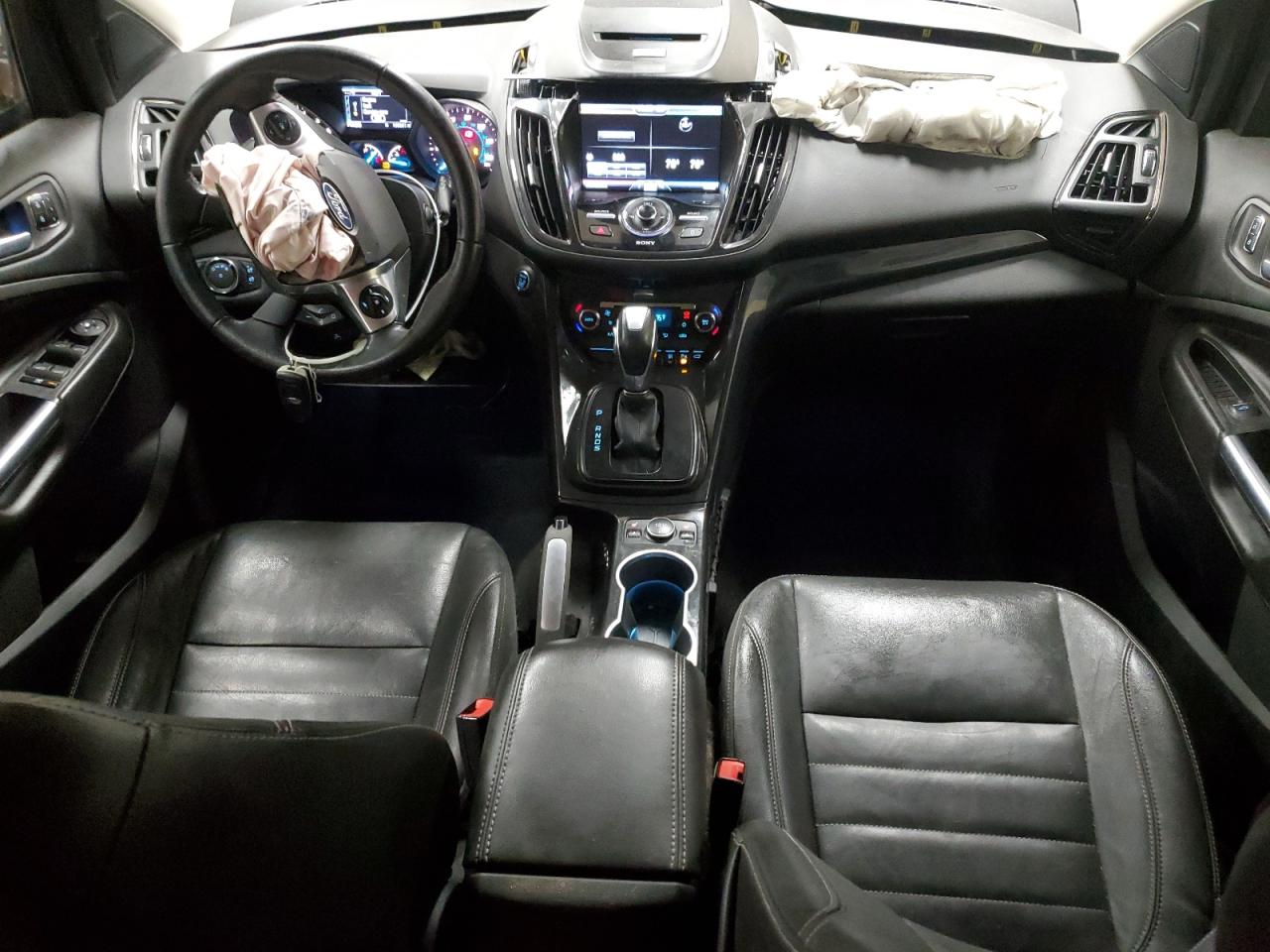 FORD ESCAPE TITANIUM