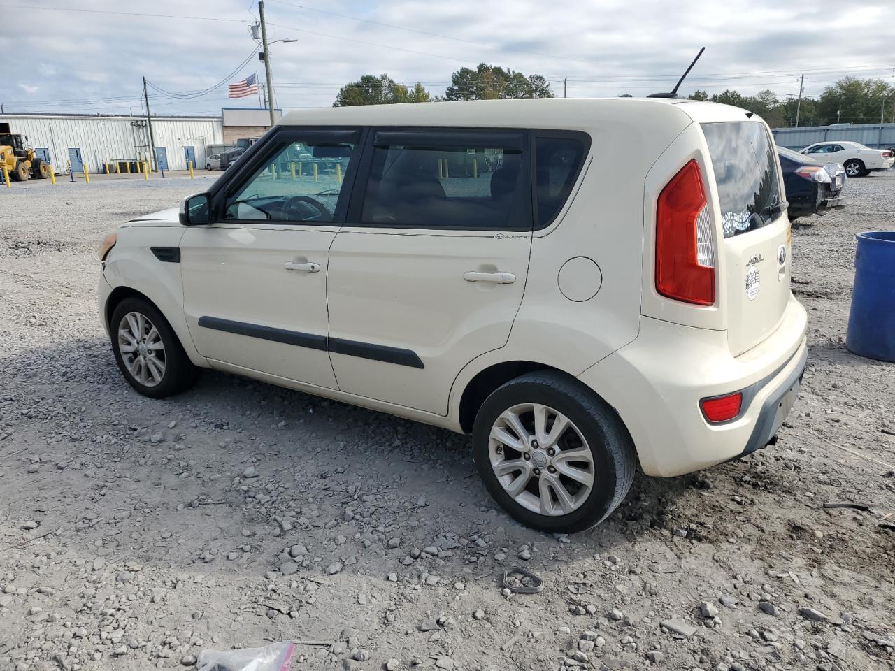 KIA SOUL +