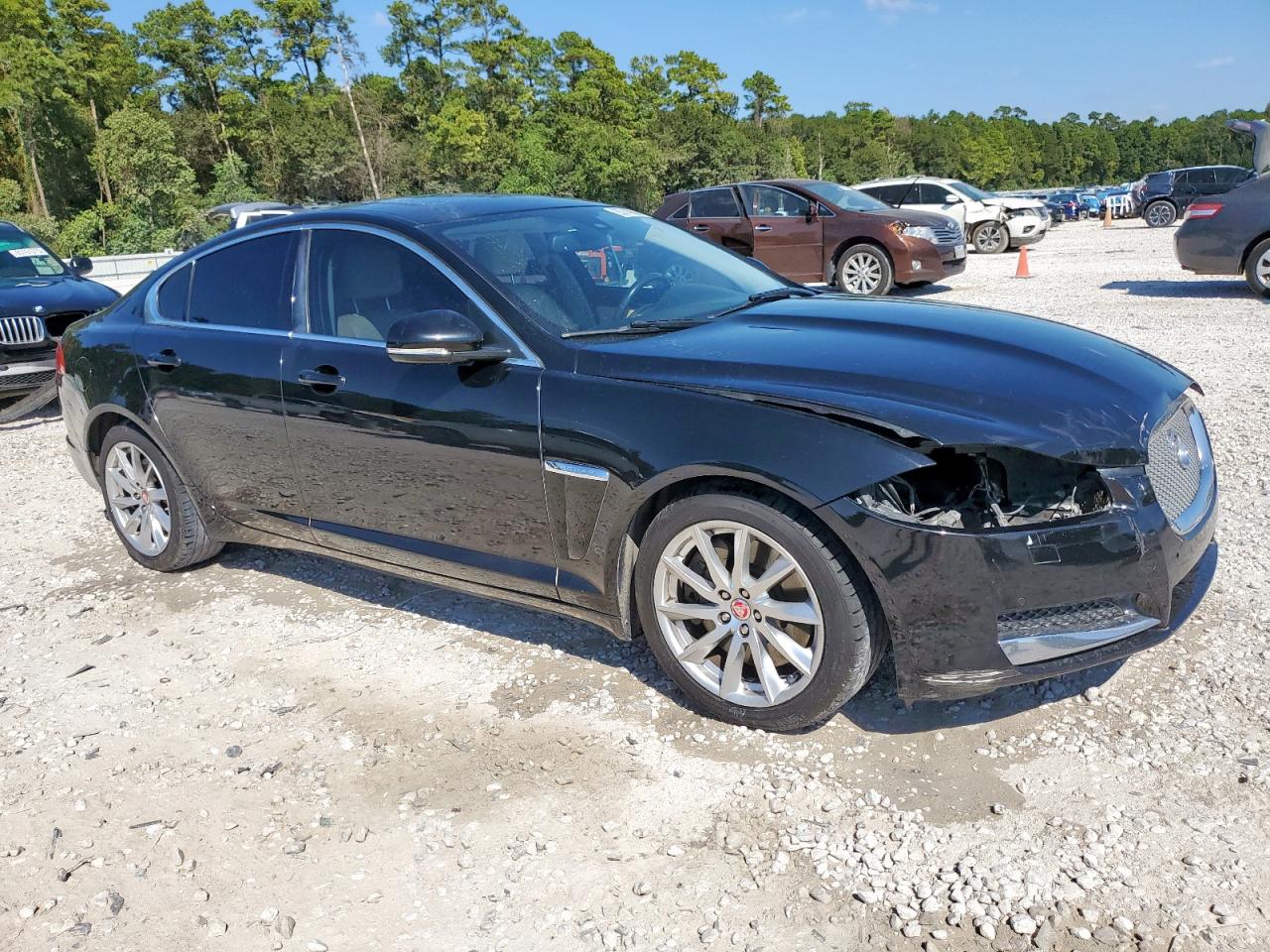 JAGUAR XF 2.0T PREMIUM