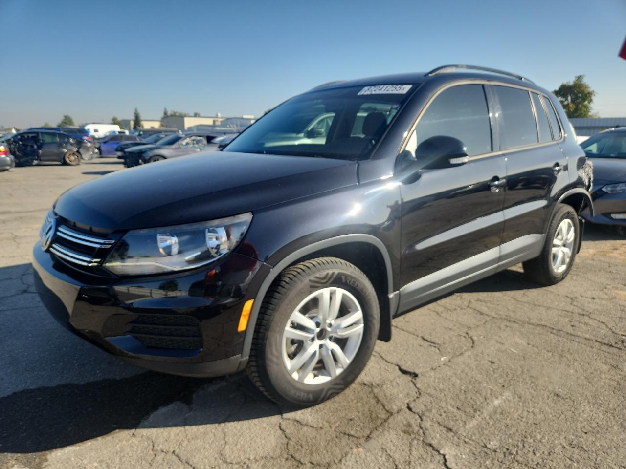 VOLKSWAGEN TIGUAN S