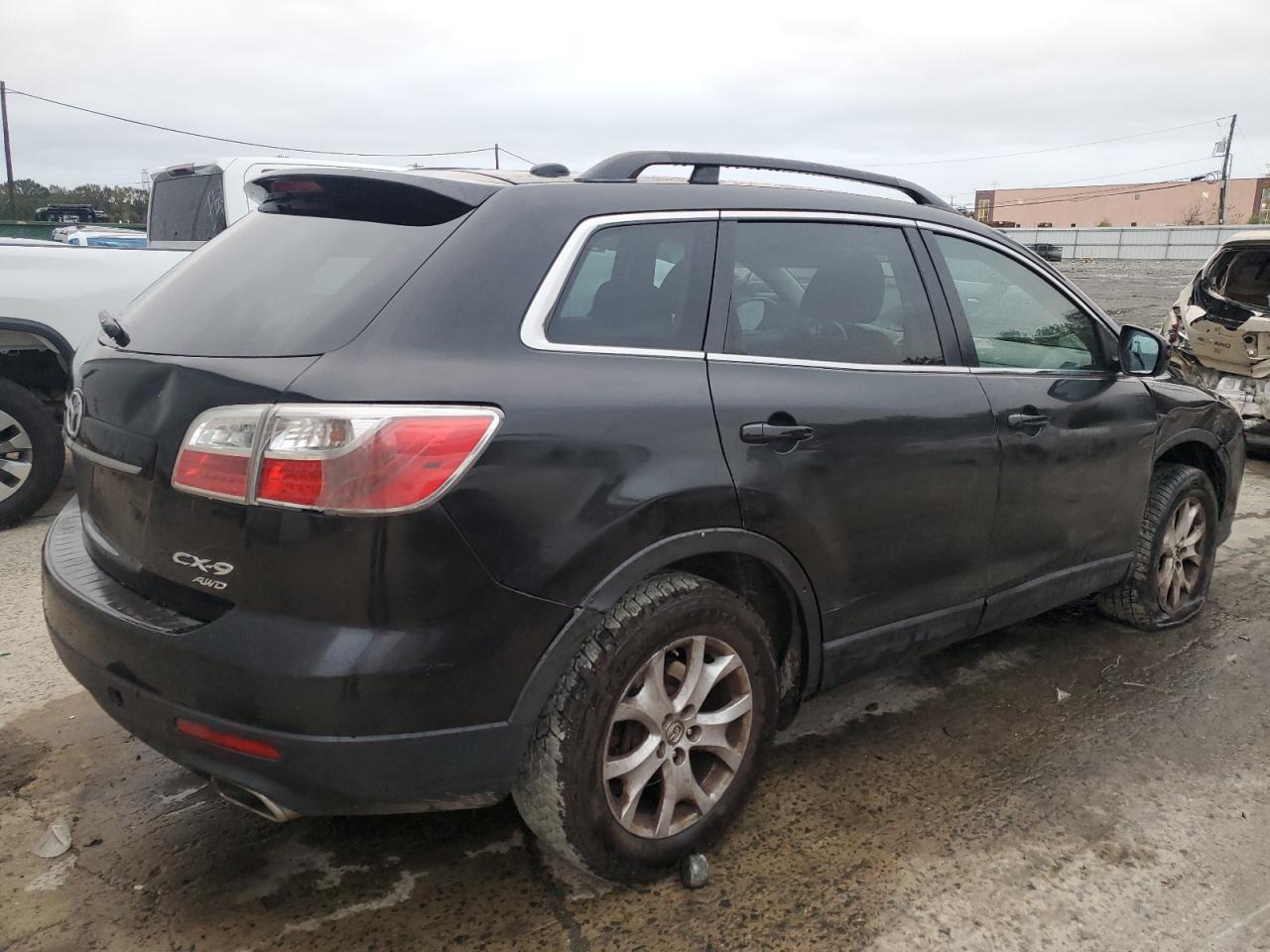 MAZDA CX-9