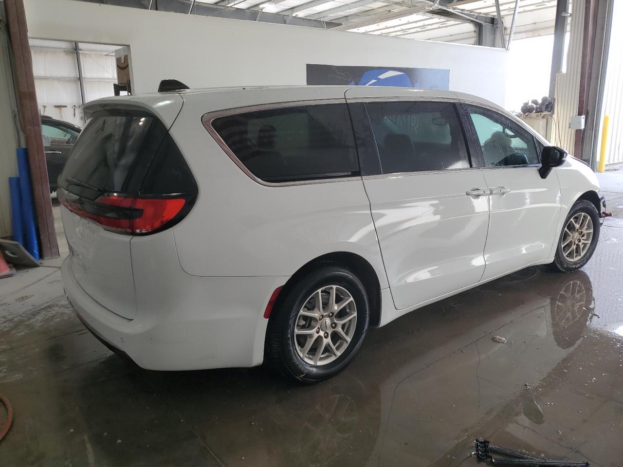CHRYSLER PACIFICA SELECT