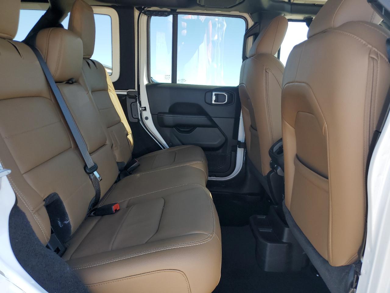 JEEP WRANGLER SAHARA