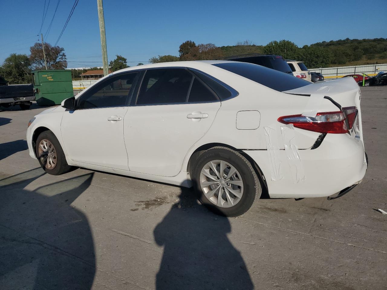 TOYOTA CAMRY LE