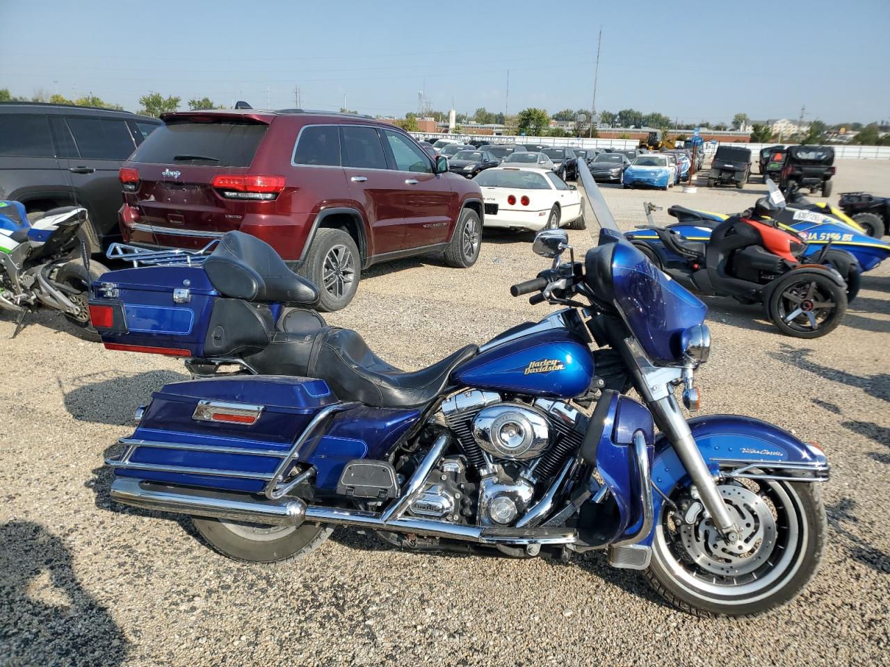  Salvage Harley-Davidson Fl