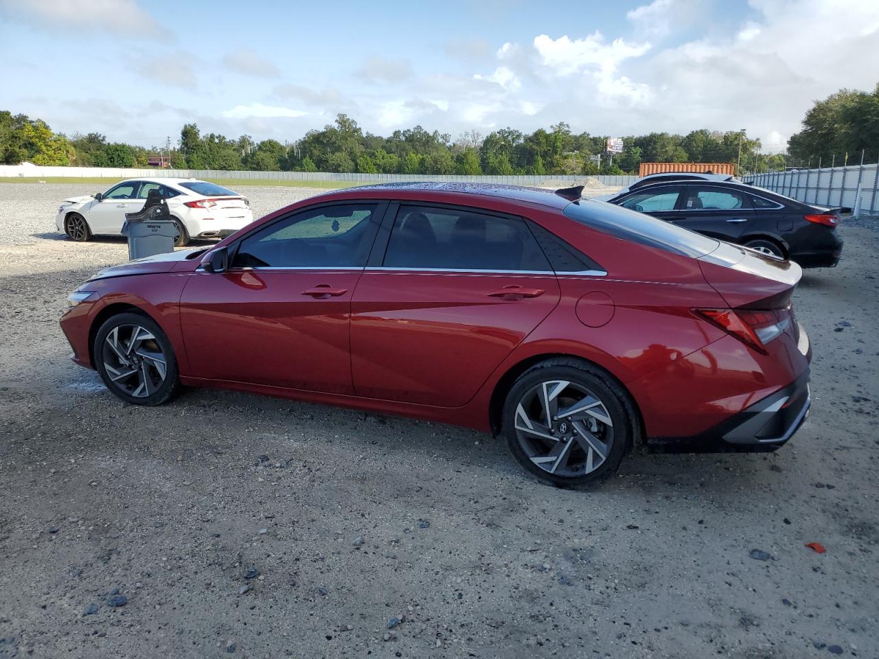 HYUNDAI ELANTRA LIMITED