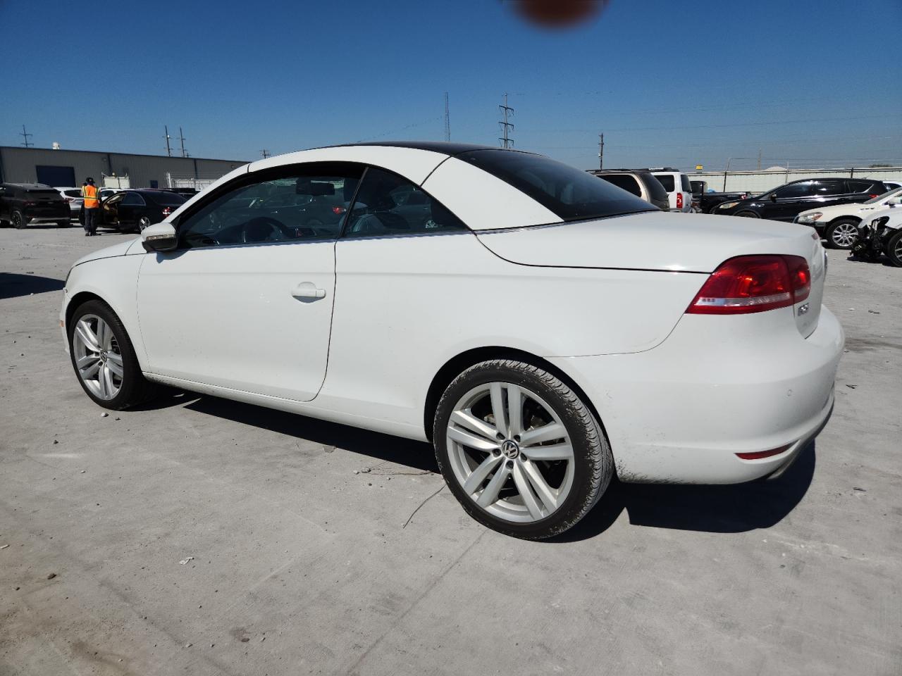 VOLKSWAGEN EOS LUX