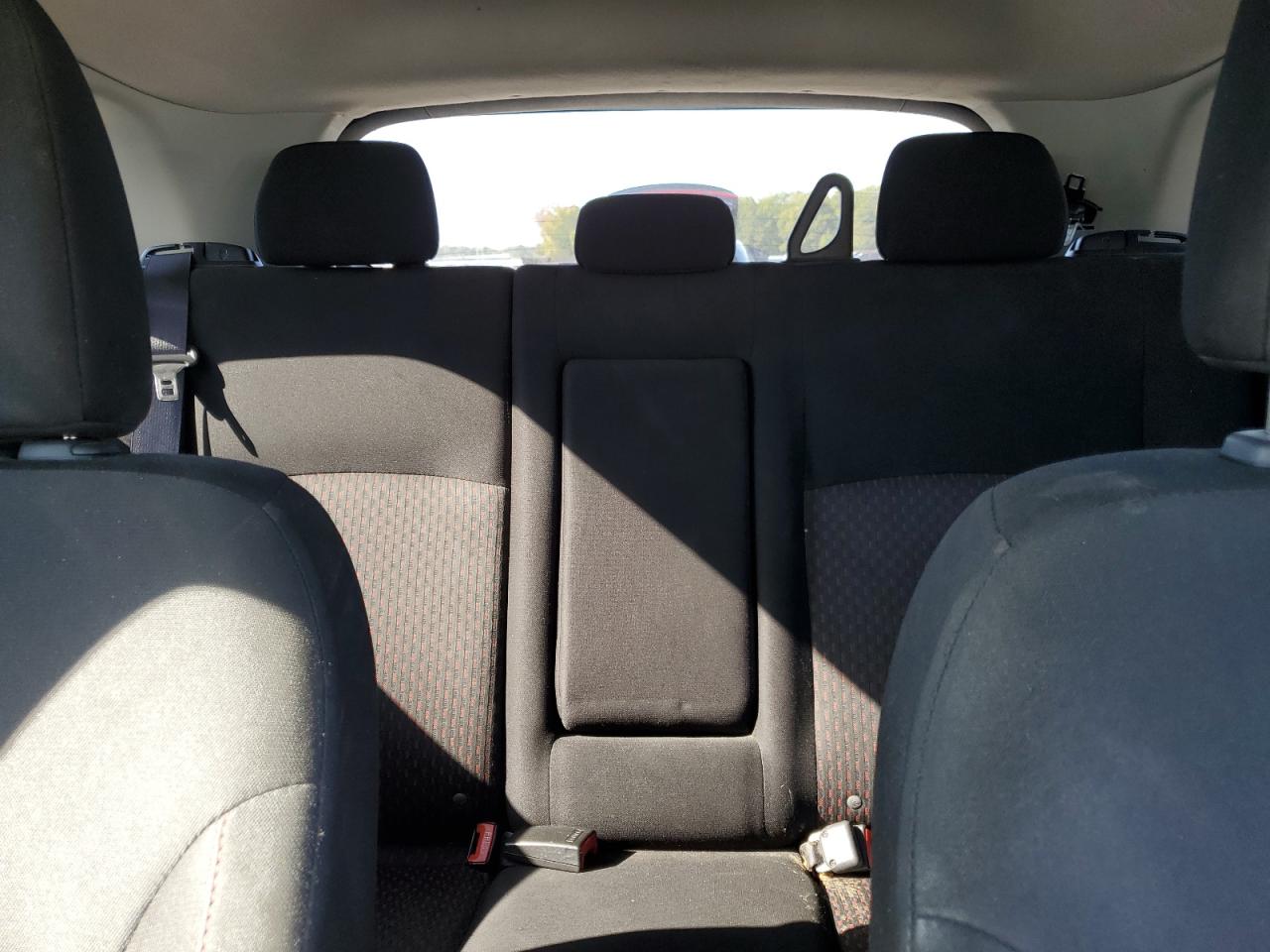 MITSUBISHI OUTLANDER ES