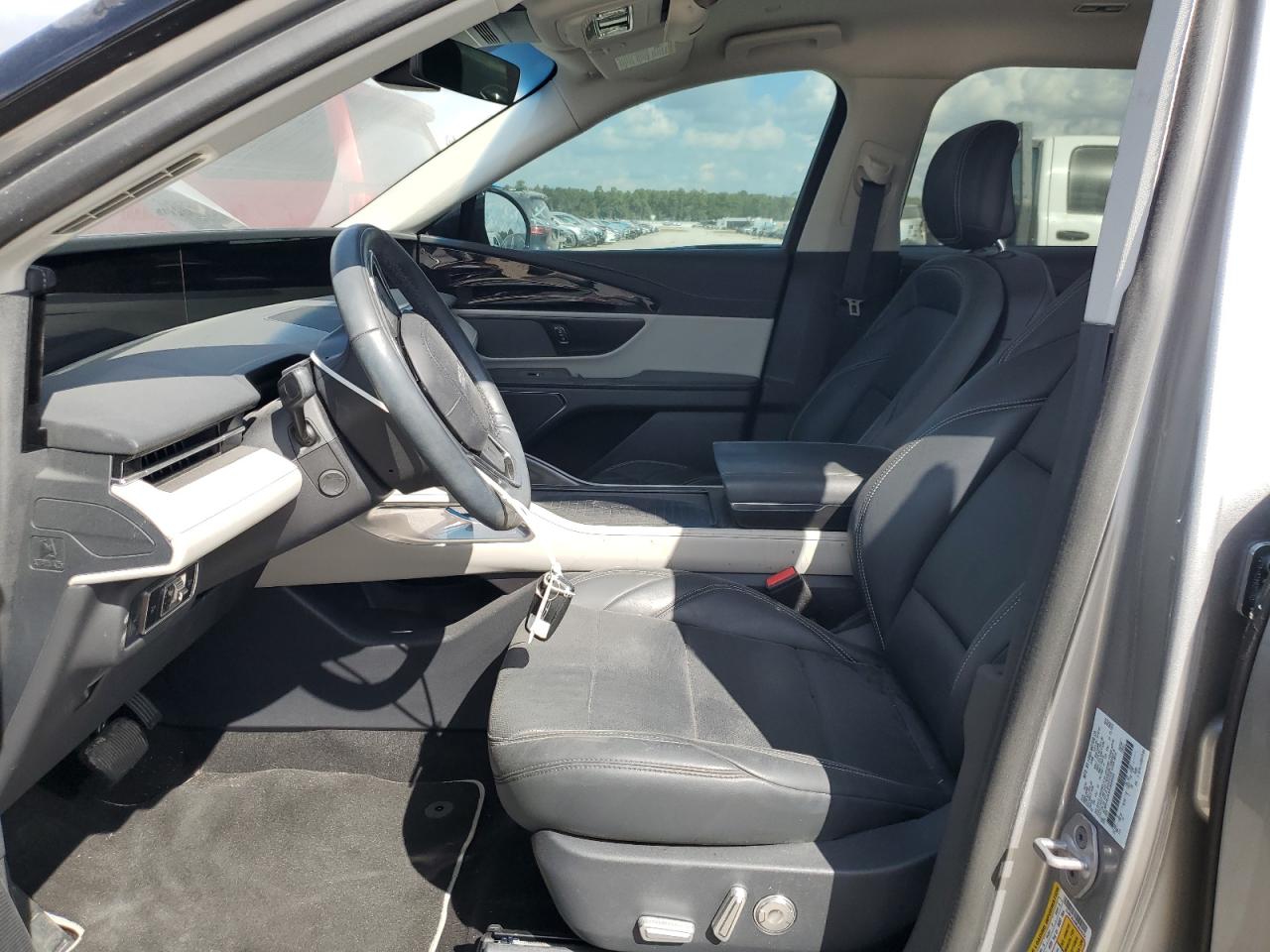 LINCOLN NAUTILUS PREMIERE