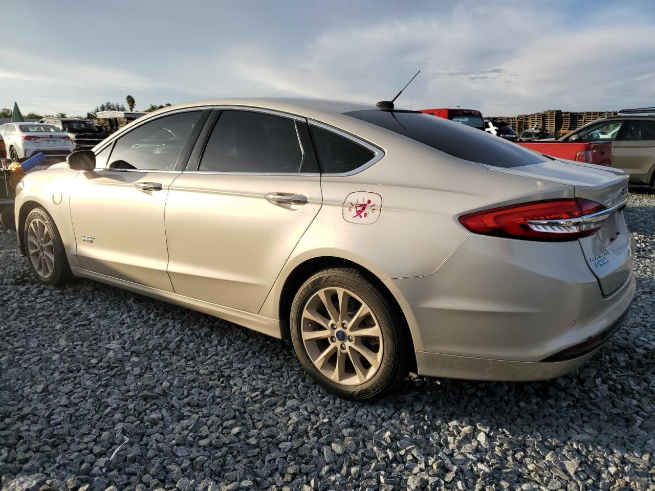 FORD FUSION SE PHEV