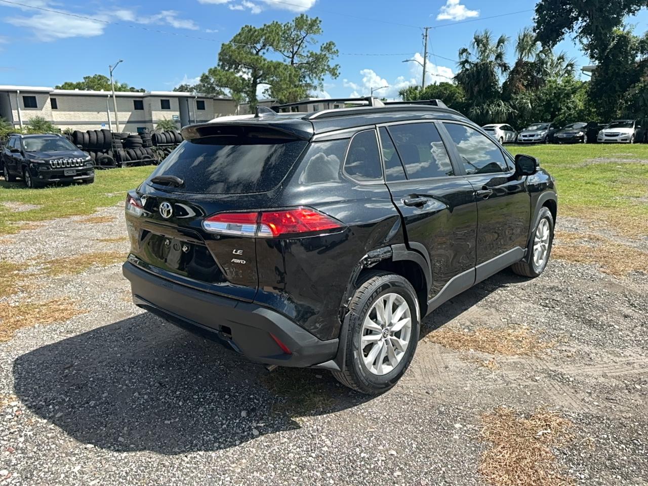 TOYOTA COROLLA CROSS LE