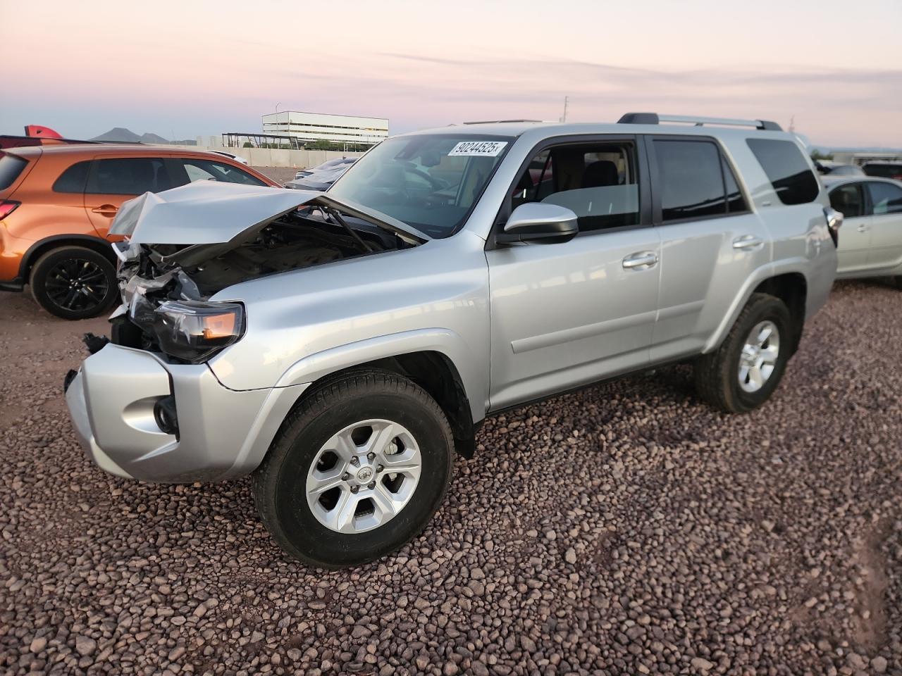 TOYOTA 4RUNNER SR5/SR5 PREMIUM