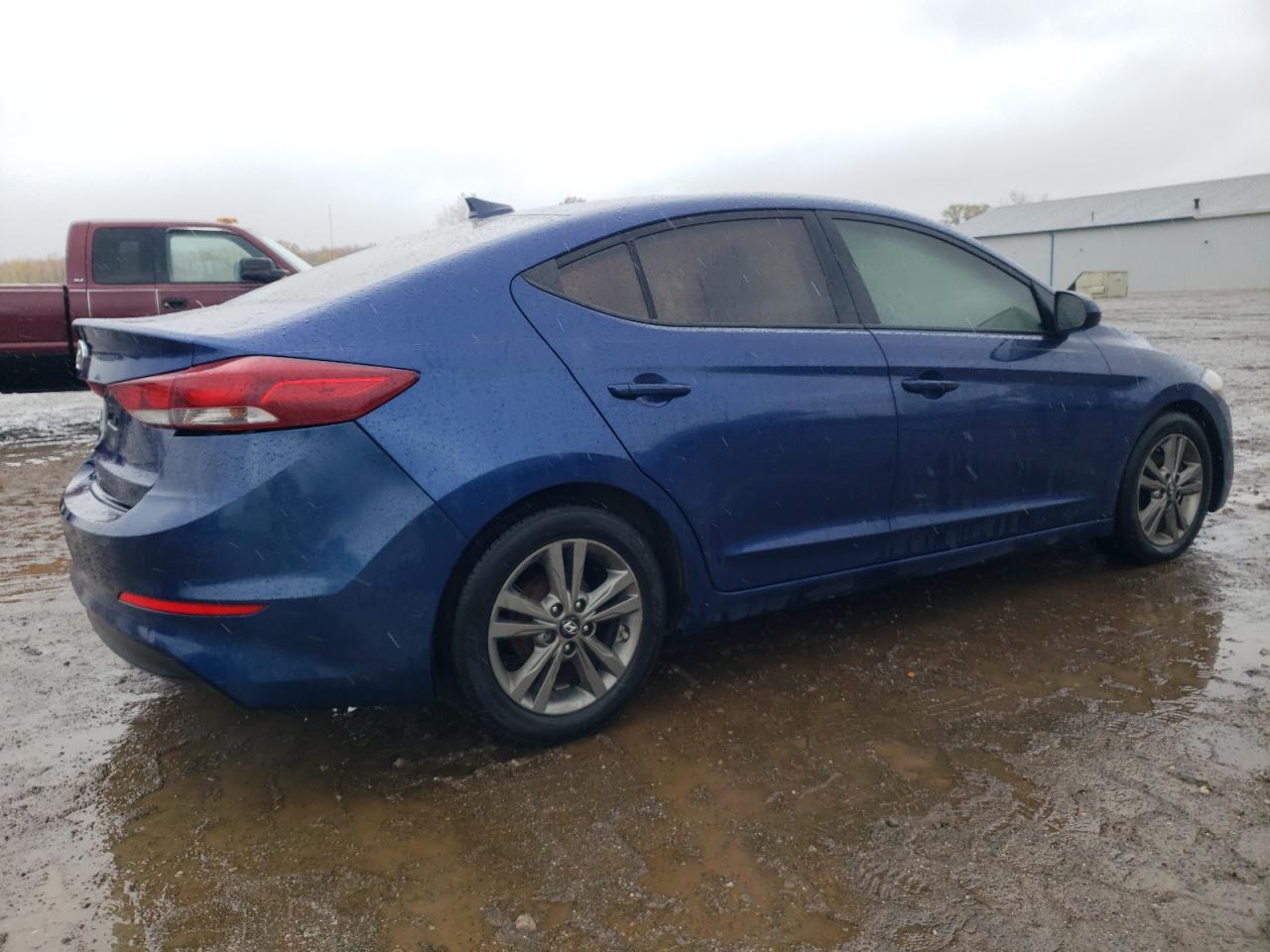 HYUNDAI ELANTRA SE