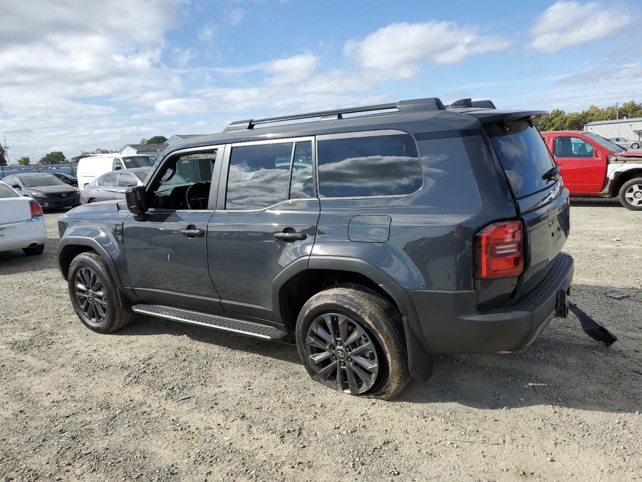 TOYOTA LAND CRUISER BASE