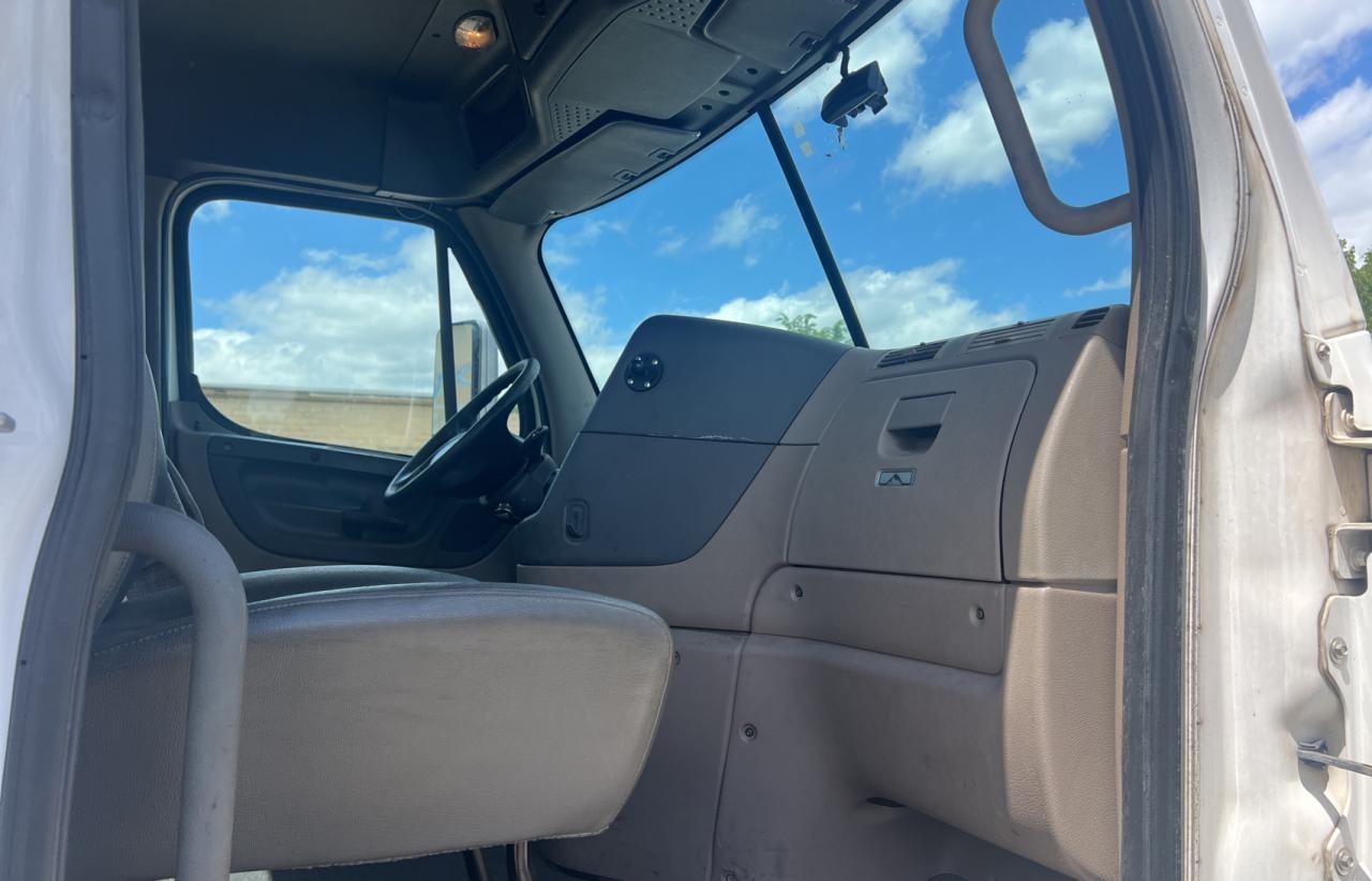 Lot #3260507274 2014 FREIGHTLINER CASCADIA 1