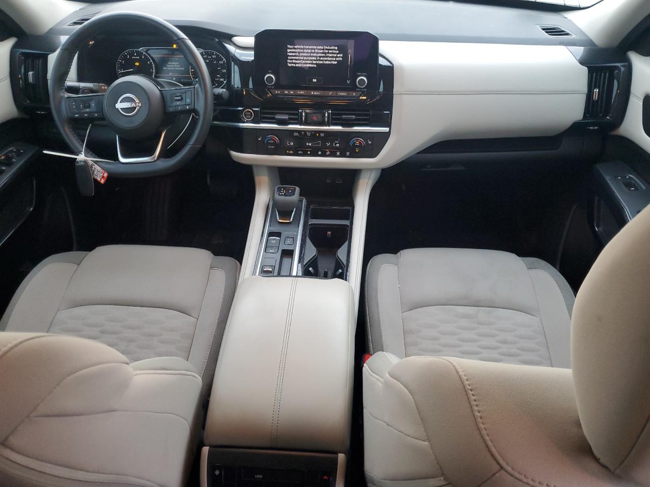 NISSAN PATHFINDER SV