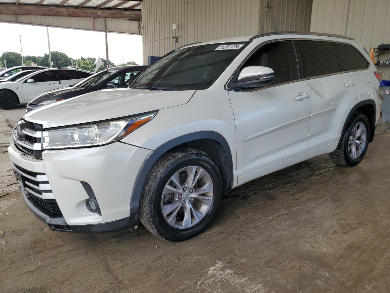 TOYOTA HIGHLANDER SE