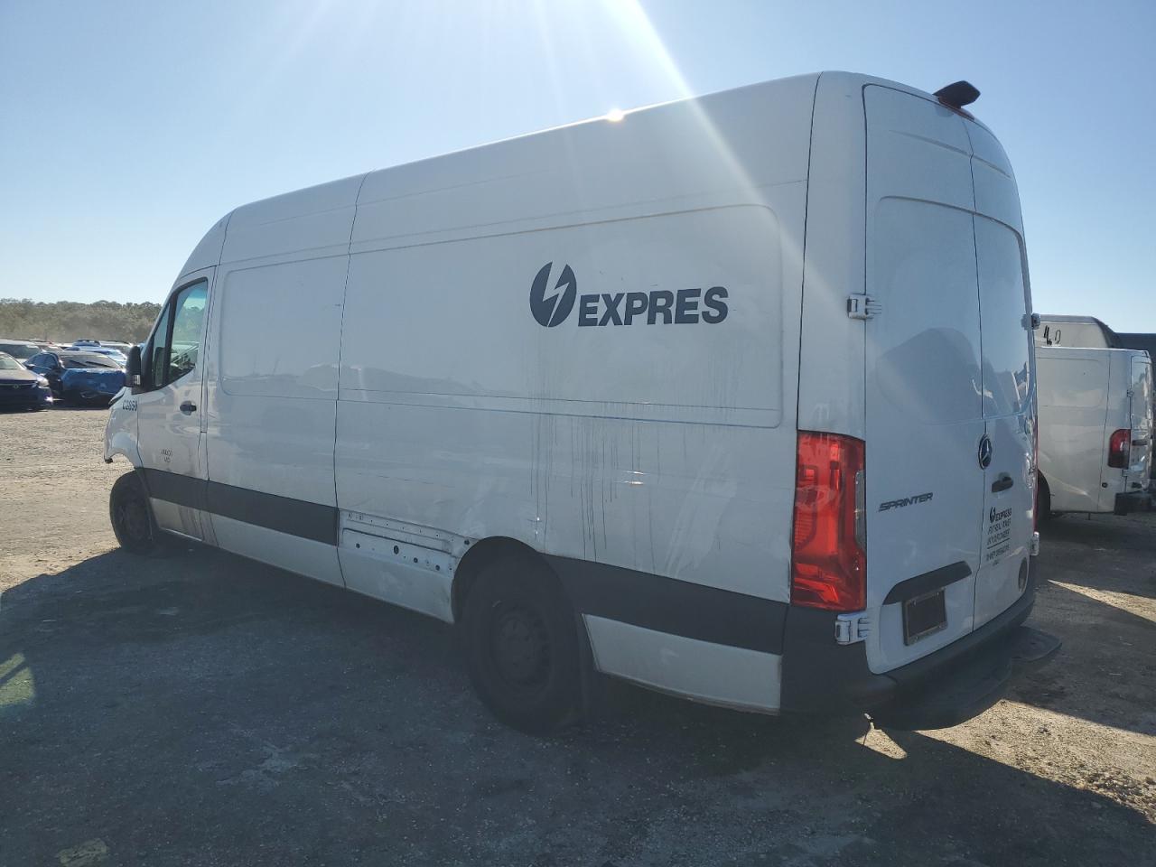 MERCEDES-BENZ SPRINTER 2500