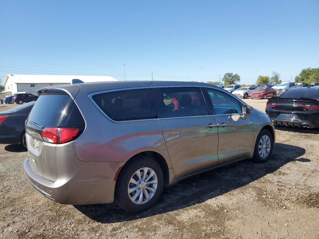 CHRYSLER PACIFICA TOURING PLUS
