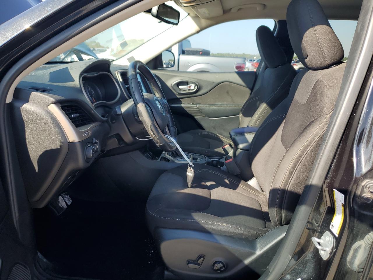 JEEP GRAND CHEROKEE LATITUDE