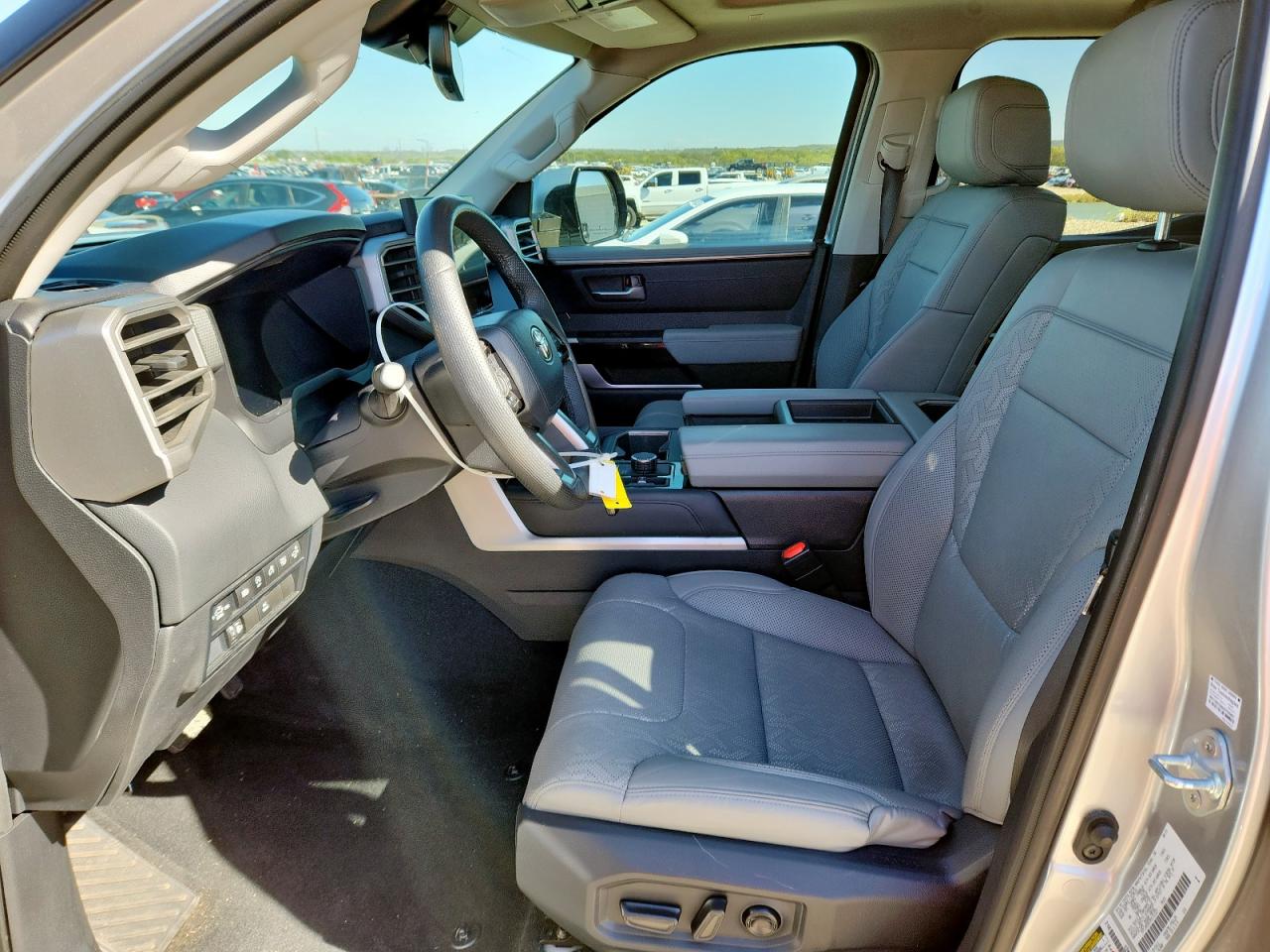 TOYOTA TUNDRA CREWMAX LIMITED