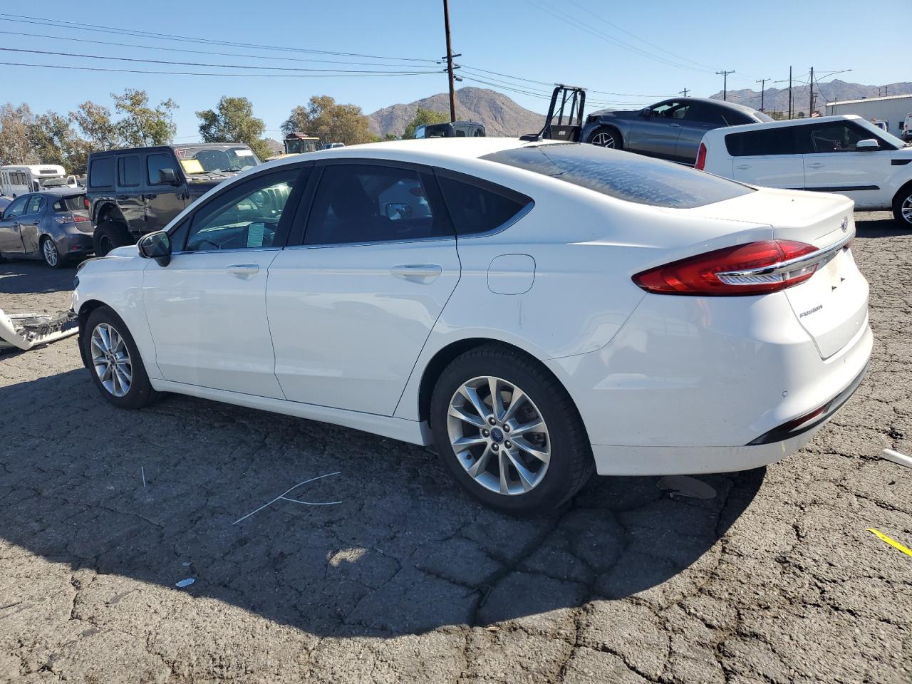FORD FUSION SE