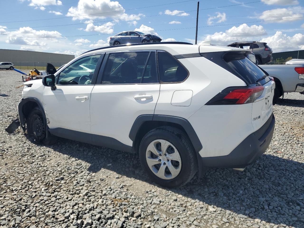 TOYOTA RAV4 LE