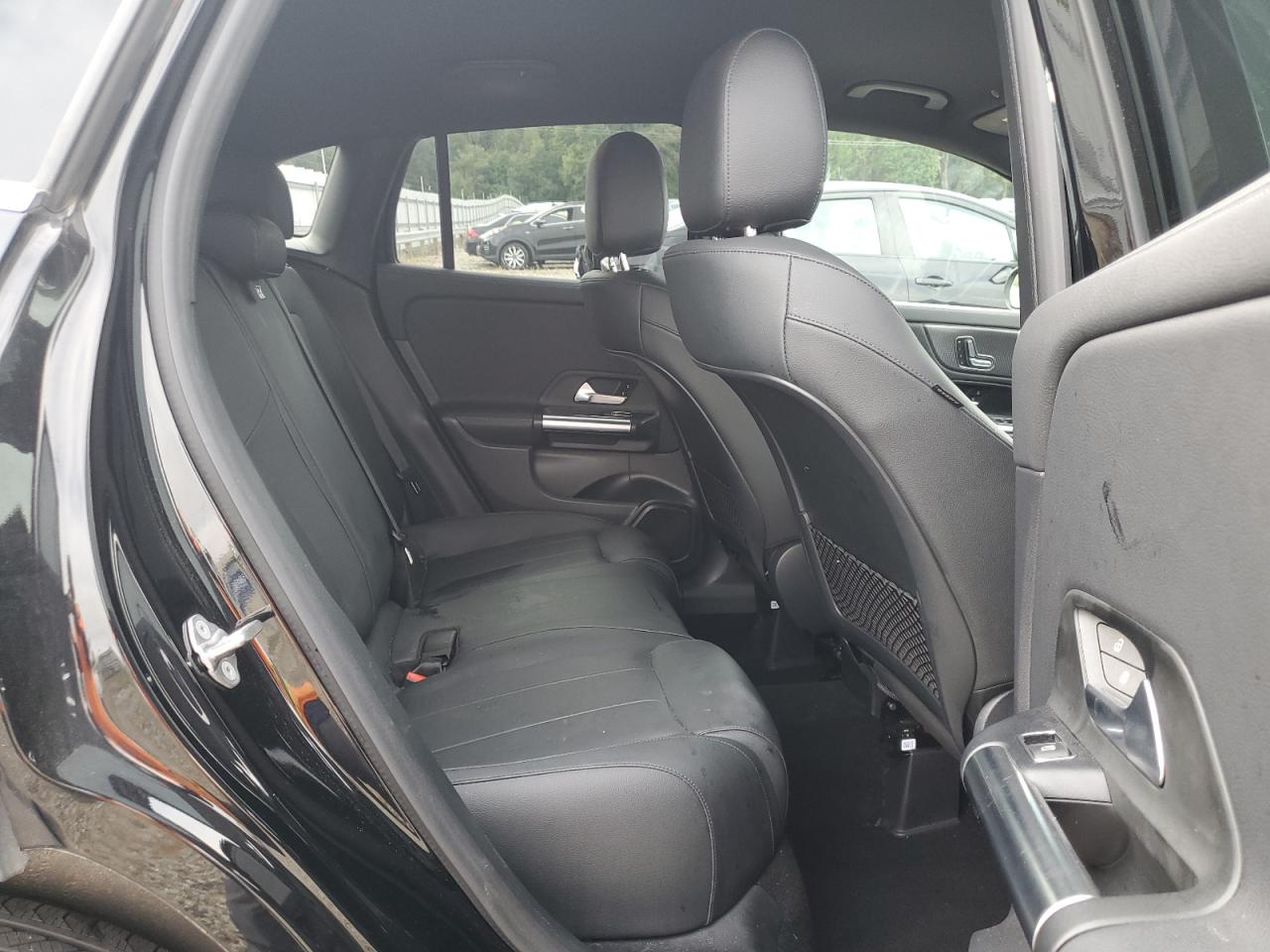 MERCEDES-BENZ GLA-CLASS 250