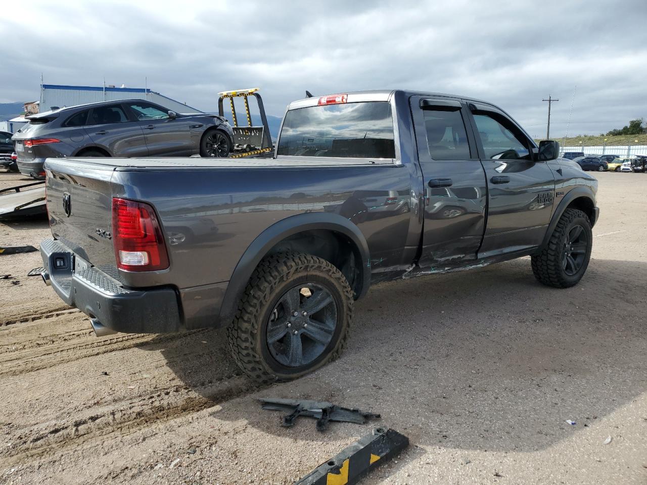 RAM 1500 SLT