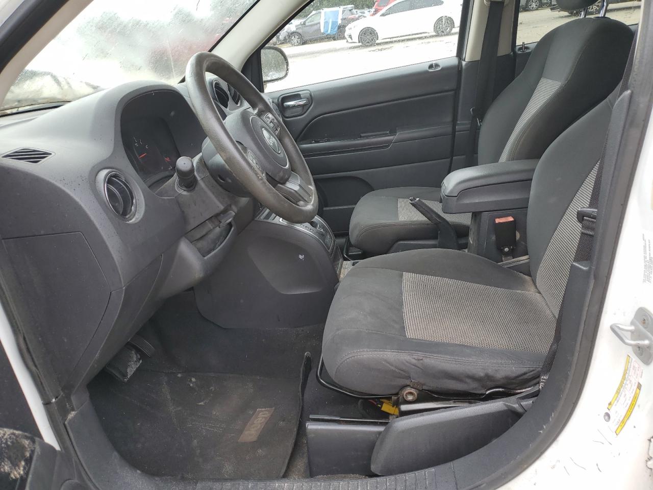 Lot #3310383985 2011 JEEP COMPASS SP