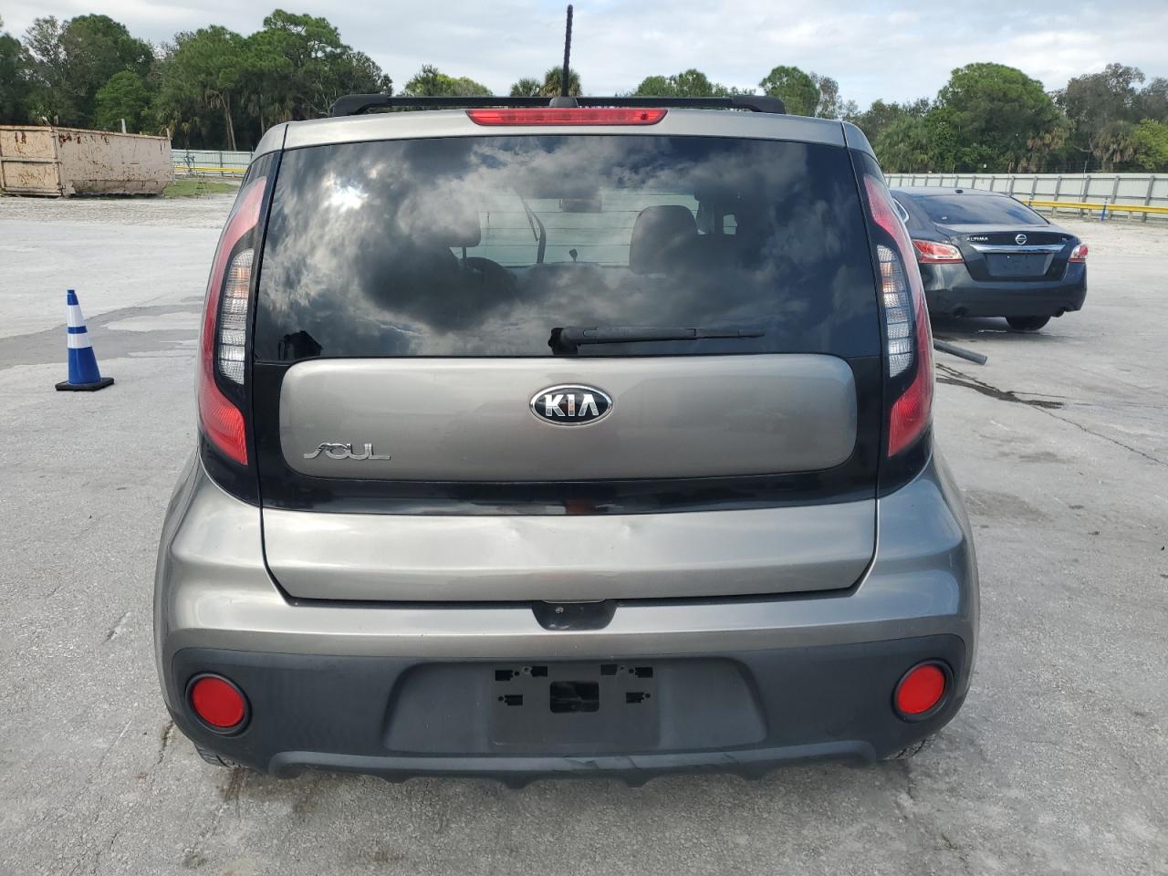 KIA SOUL